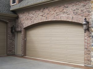 Can a locksmith open my garage door?